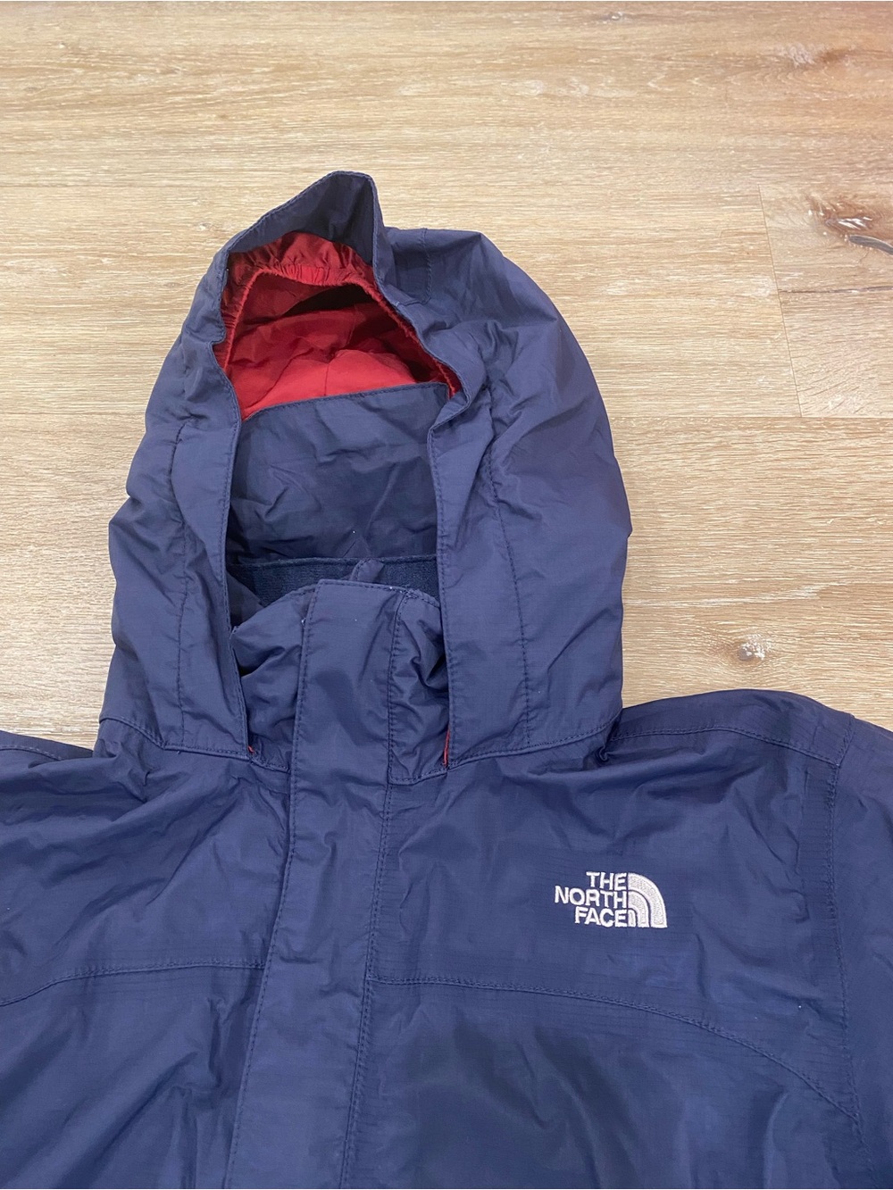 The North Face Hooded Hyvent Meshlined Windbreaker Size XL (18/20) Navy EUC - Picture 2 of 11